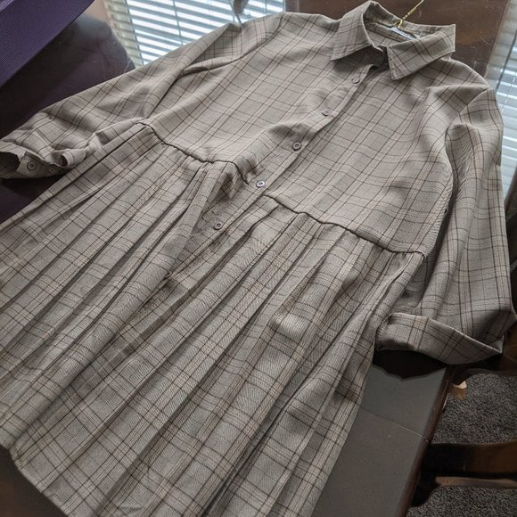 Plaid Pleated shirtdress - Picture 1 of 9